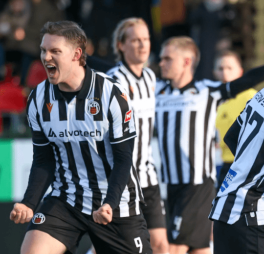 KR treyjan fyrir stuðningsmenn