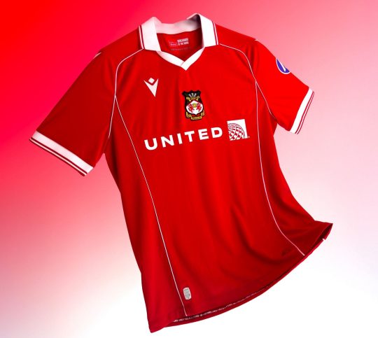 Wrexham treyja
